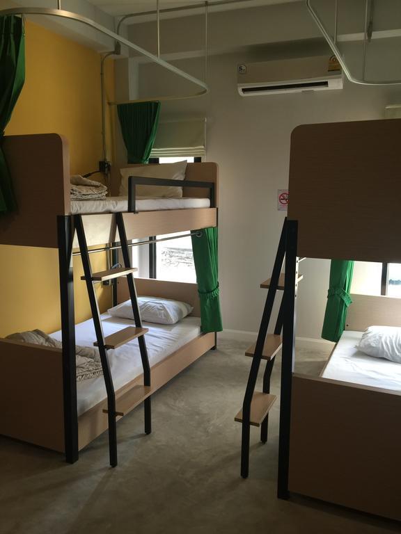 Bed@Town Hostel Bangkok Extérieur photo